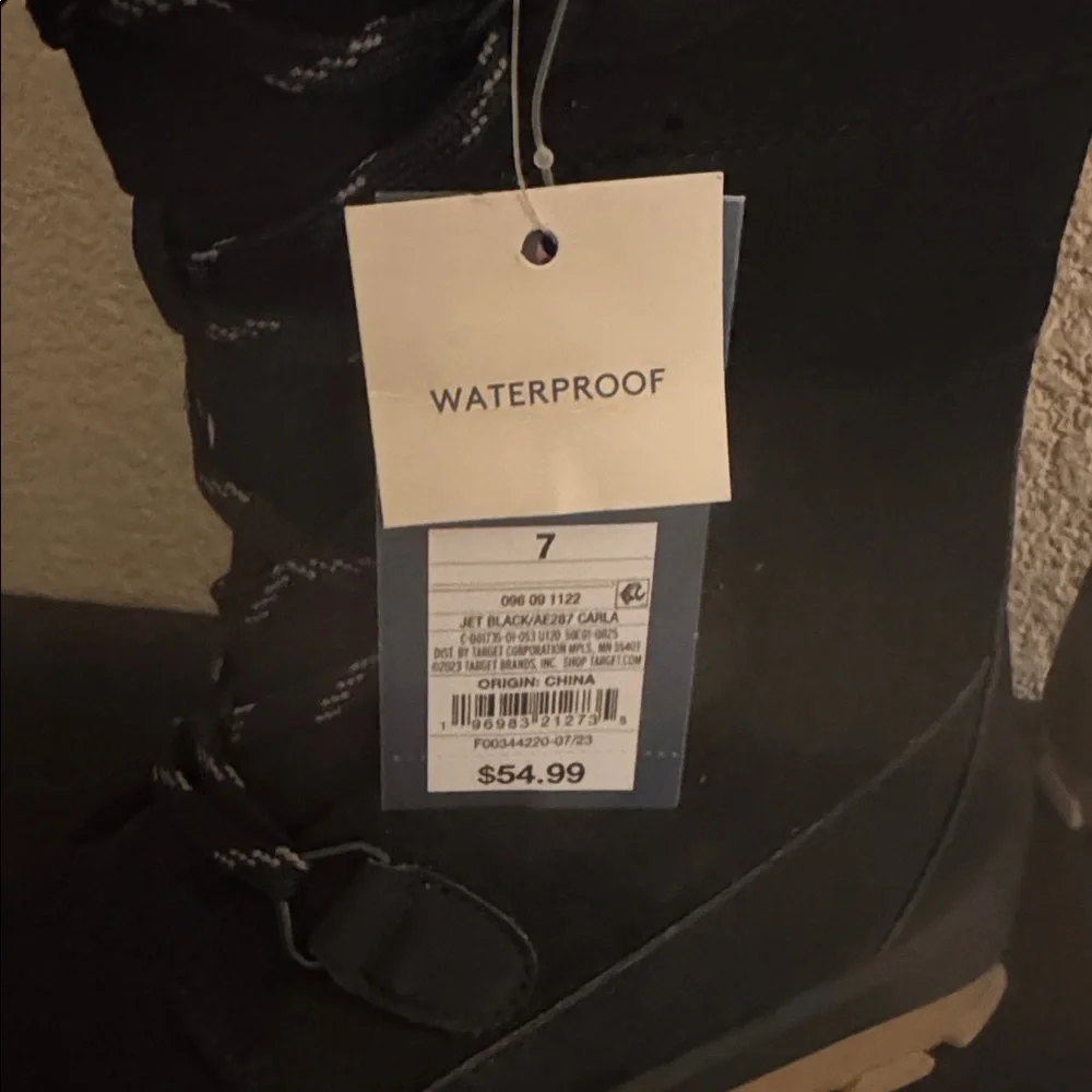 Universal Thread Carla Waterproof Winter‎ Lace Up Boots Size 7 New